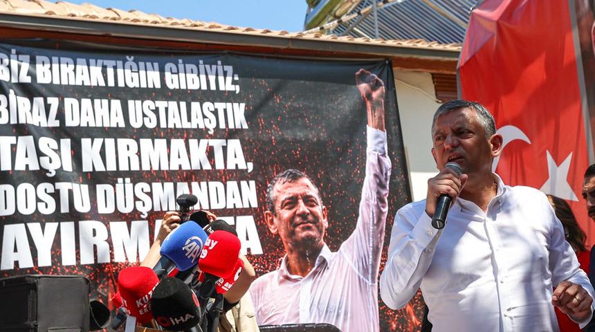 &Ouml;zg&uuml;r &Ouml;zel'den taşımalı se&ccedil;men iddiası! "Se&ccedil;im listeleri kesinleşmeden 10 g&uuml;n &ouml;nce..."