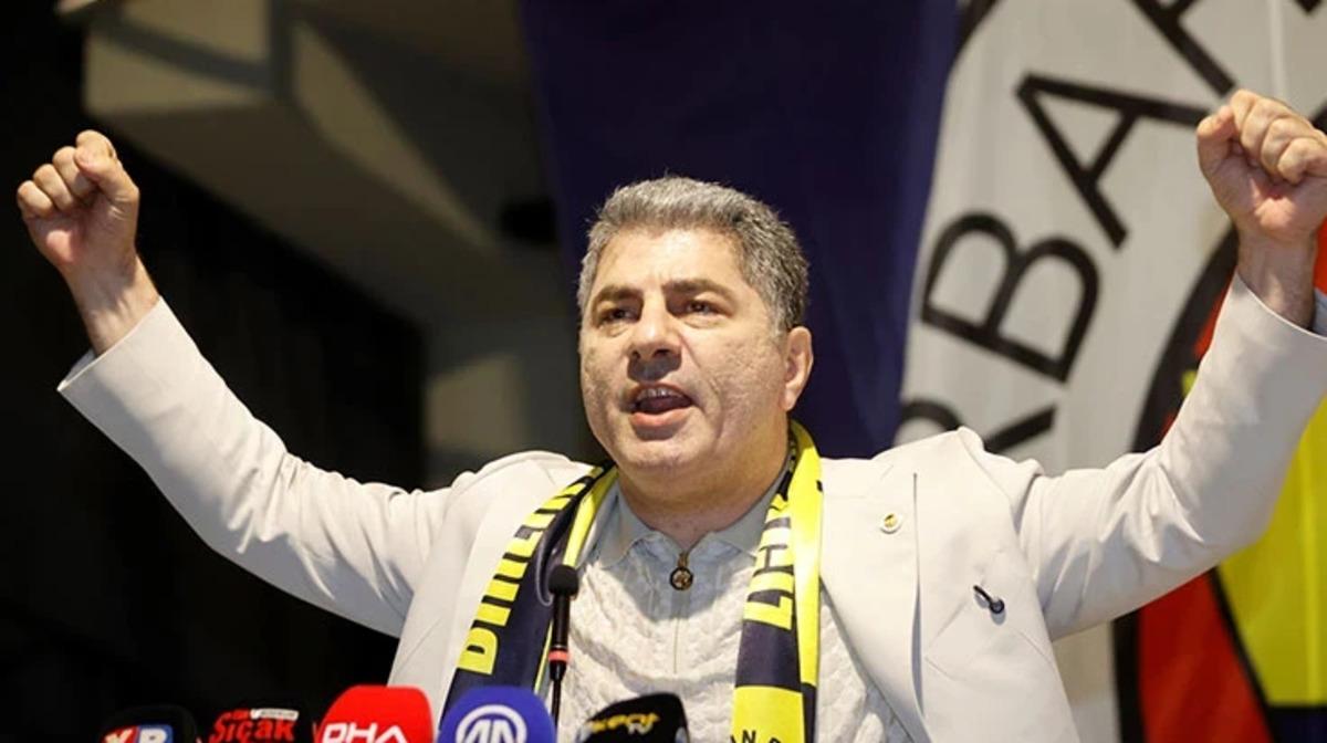 Fenerbah&ccedil;e de Hakan Safi m&uuml;jdeyi verdi! "Suarez ve Merih ile anlaştık" 1