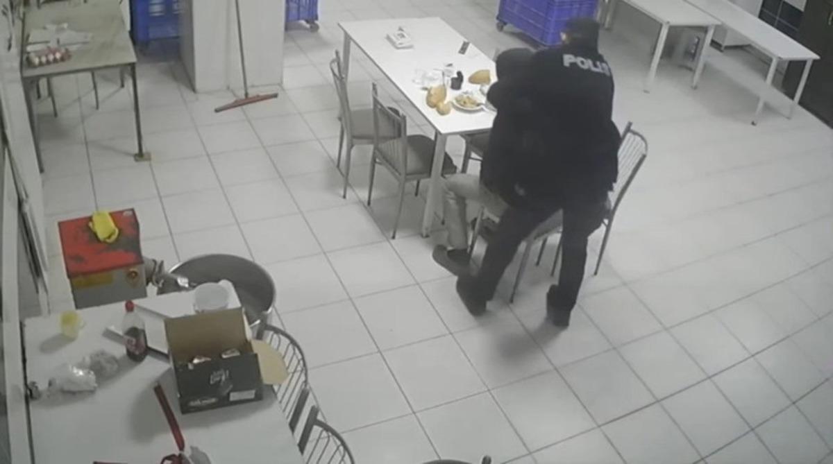 &Ouml;nce otomobille &ccedil;arptı, sonra demir &ccedil;ubukla &ouml;ld&uuml;rd&uuml;! B&uuml;y&uuml; savunması: "Cinleri bana musallat ettiğini d&uuml;ş&uuml;n&uuml;yordum" 1