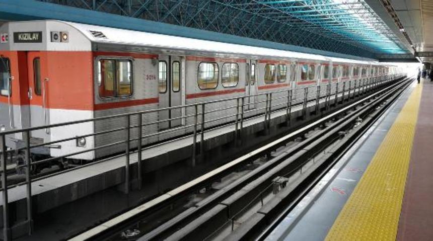 Ankara metrosunda intihar! Kimse ne olduğunu anlayamadı