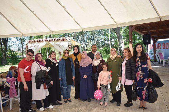 Sağlık Bakanı Demircan, engelli annelerle piknikte buluştu