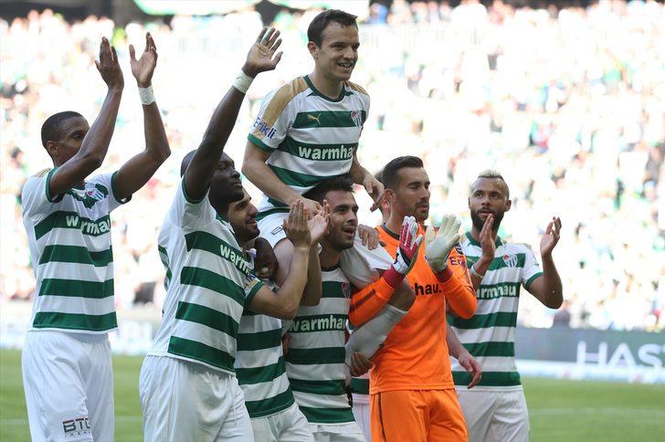 Bursaspor'dan Batalla'ya duygusal veda G2