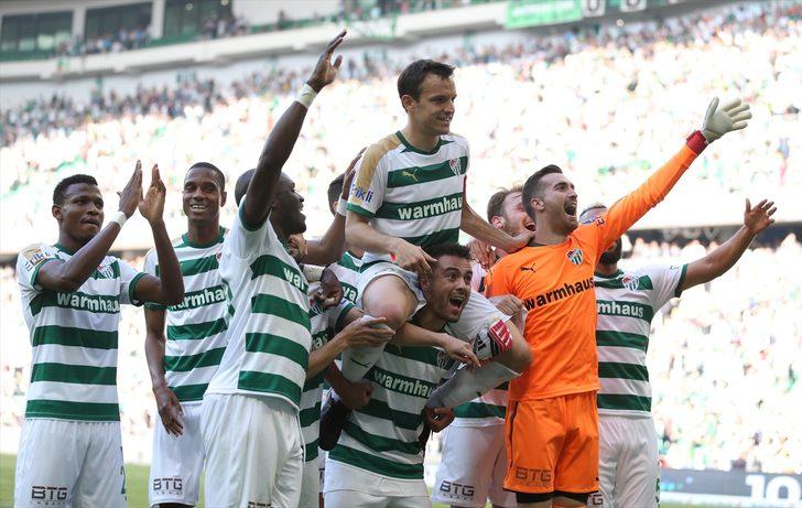 Bursaspor'dan Batalla'ya duygusal veda G4