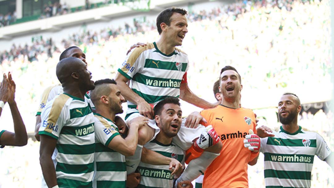 Bursaspor'dan Batalla'ya duygusal veda