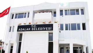 İstanbul Emniyeti Mali Şube ekipleri Adalar Belediyesi'nde inceleme yapıyor