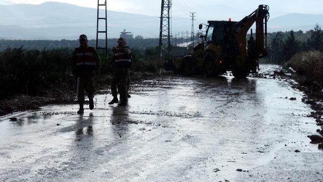 Kilis’te evi su bastı, 5 kişi mahsur kaldı