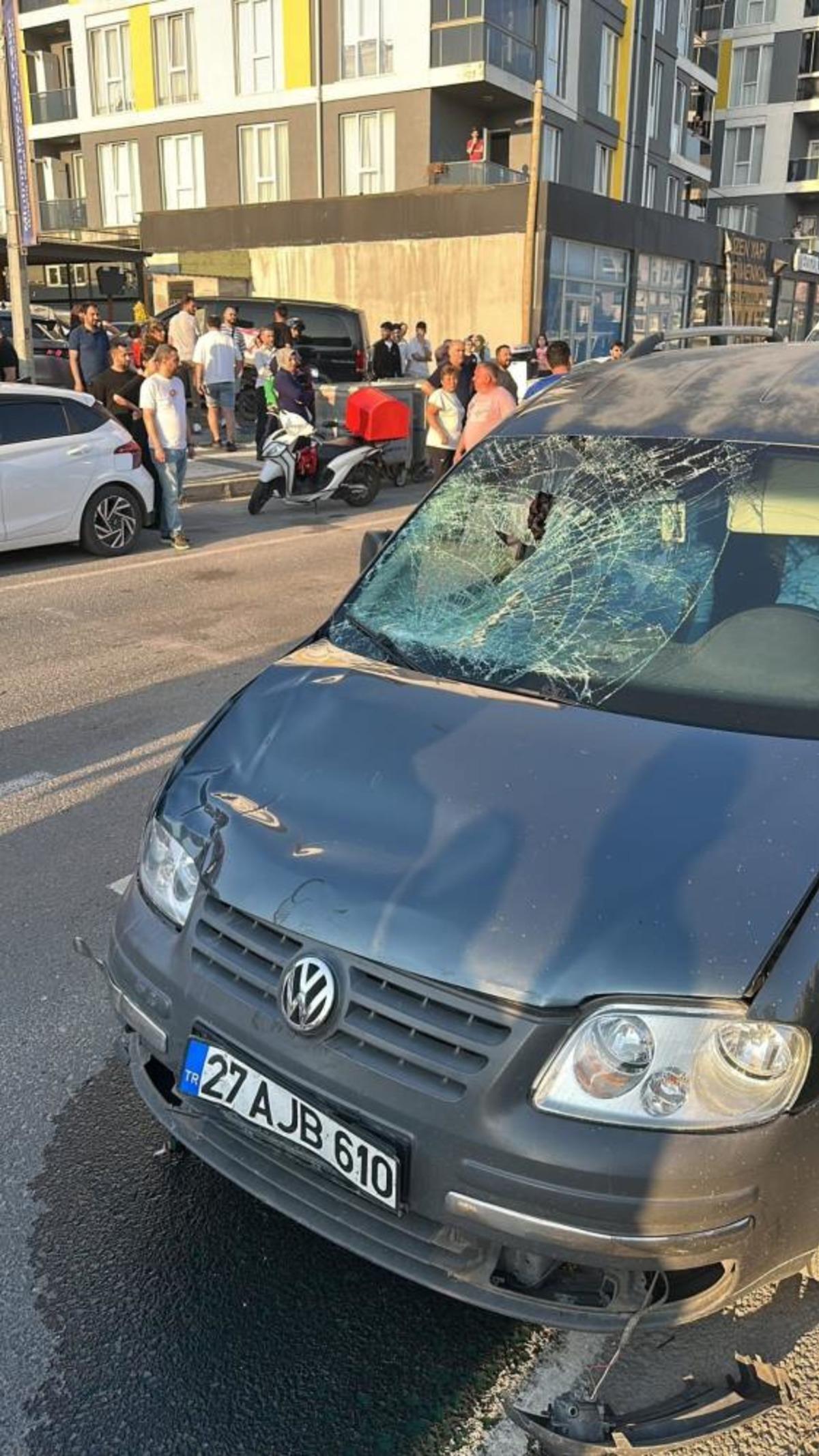 Otomobil ile &ccedil;arpışan bisiklet s&uuml;r&uuml;c&uuml;s&uuml; hayatını kaybetti 3