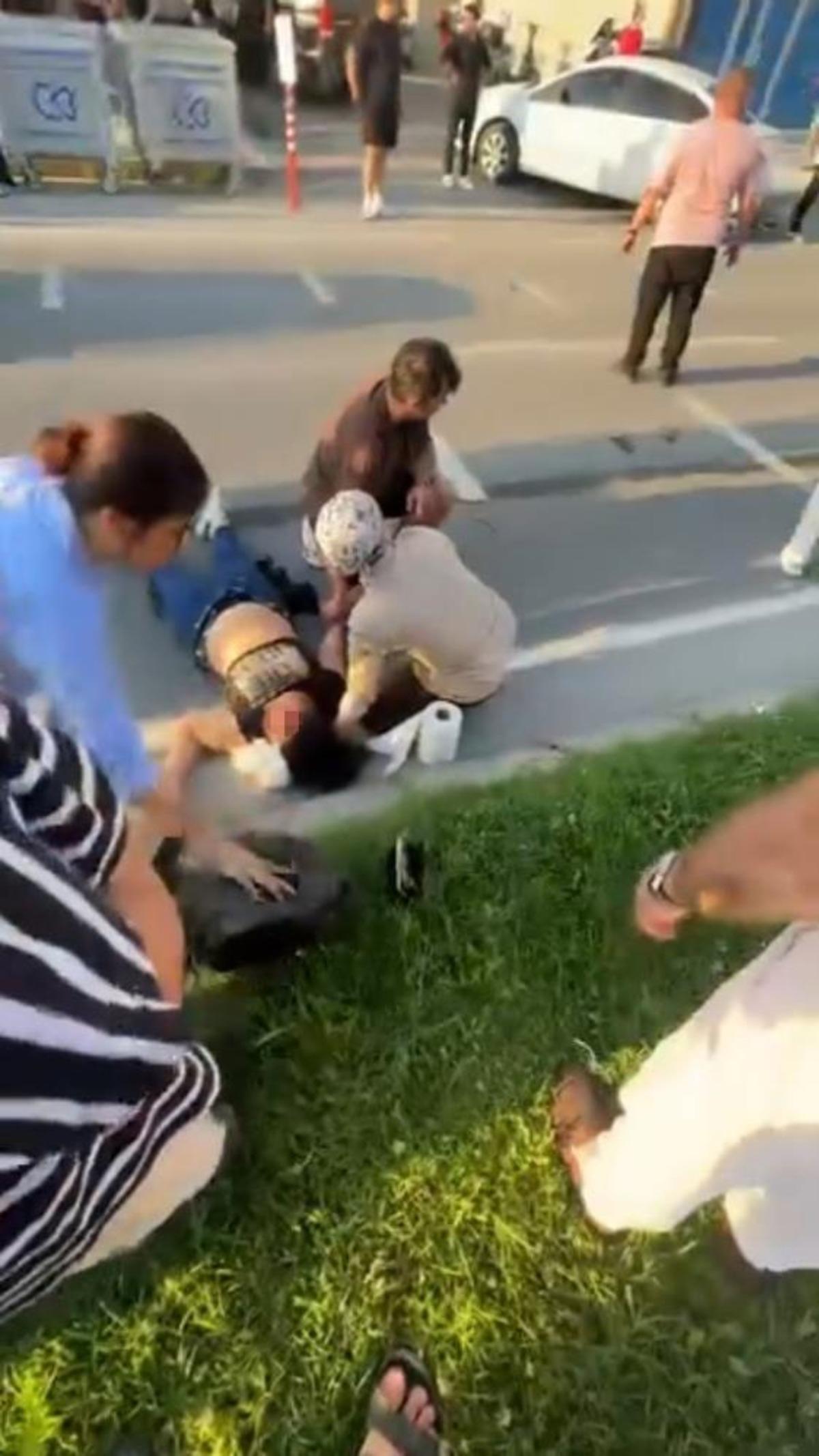 Otomobil ile &ccedil;arpışan bisiklet s&uuml;r&uuml;c&uuml;s&uuml; hayatını kaybetti 4