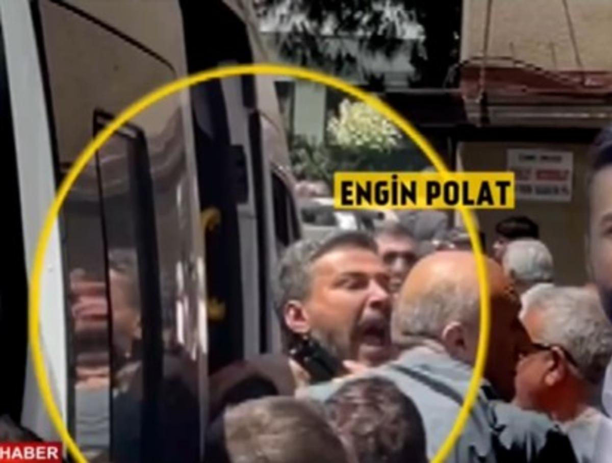 Can Polat ın taziyesinde ortalık fena karıştı! Engin Polat istenmedi! Yaka pa&ccedil;a kavga &ccedil;ıktı 3