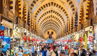 T&uuml;rkiye'ye gelen turistlerin en &ccedil;ok şaşırdığı 7 T&uuml;rk geleneği