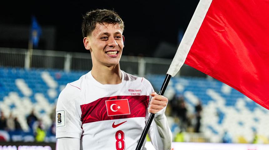 Arda G&uuml;ler'den D&uuml;nya Kupası'ndaki rakiplere g&ouml;zdağı!