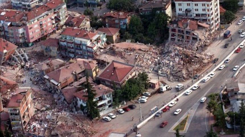 Marmara depremi i&ccedil;in Fransız uzmandan uyarı: Faydan değil gazdan