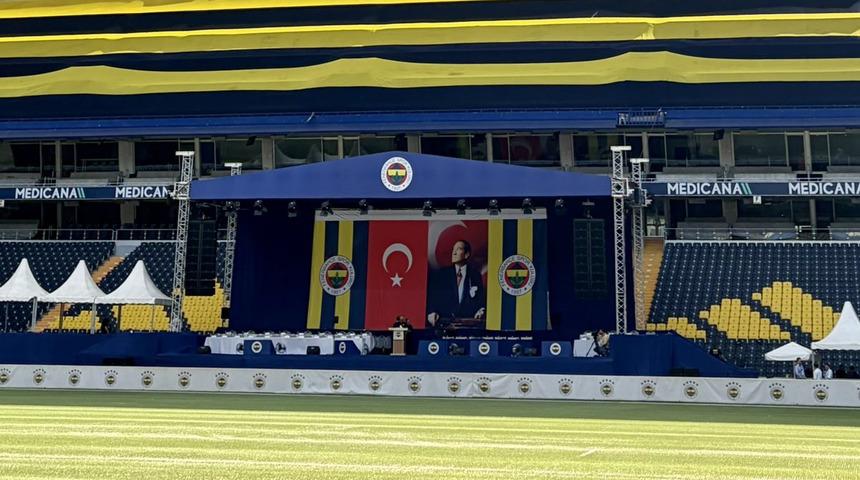 Fenerbah&ccedil;e'de b&uuml;y&uuml;k g&uuml;n! Tarihi genel kurulda gerilim &ccedil;ıktı