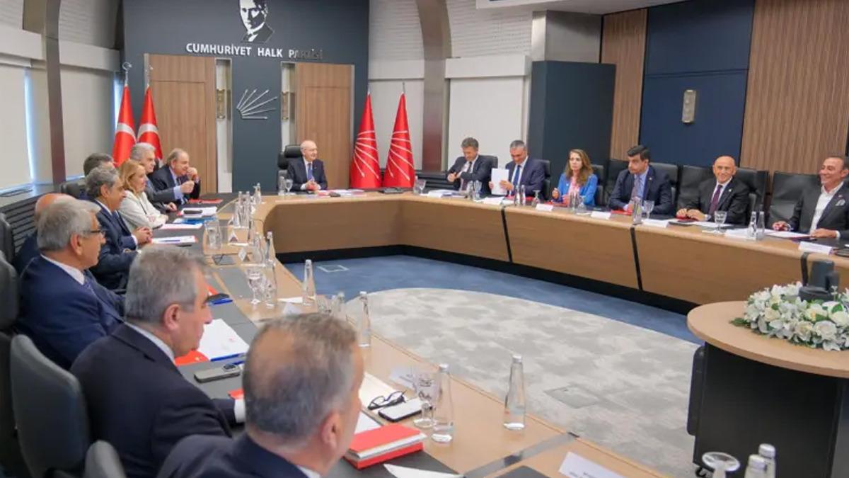 Kılı&ccedil;daroğlu d&uuml;n MYK yı topladı 2