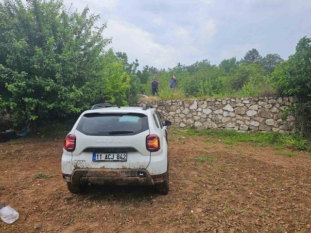 Karşı şeride ge&ccedil;en otomobille TIR &ccedil;arpıştı: 1 yaralı 1