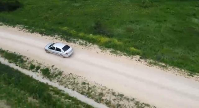 Muhtar, ka&ccedil;ak kazı ş&uuml;phelilerini dronla g&ouml;r&uuml;nt&uuml;ledi 3