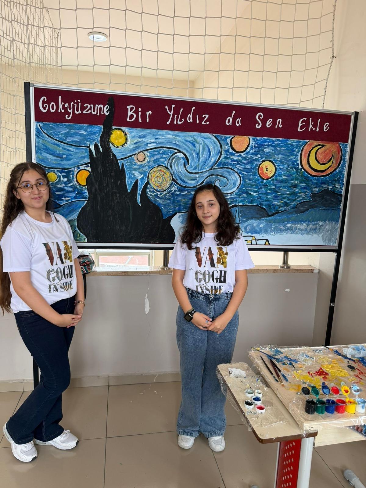Atık malzemeleri sanat eserine d&ouml;n&uuml;şt&uuml;rd&uuml;ler 5