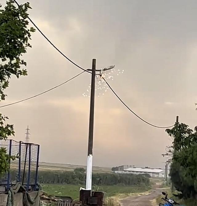 Bandırma da elektrik arızası korku yarattı 2