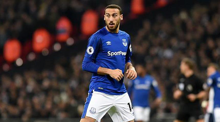 Cenk Tosun çıktı, taraftar çıldırdı!