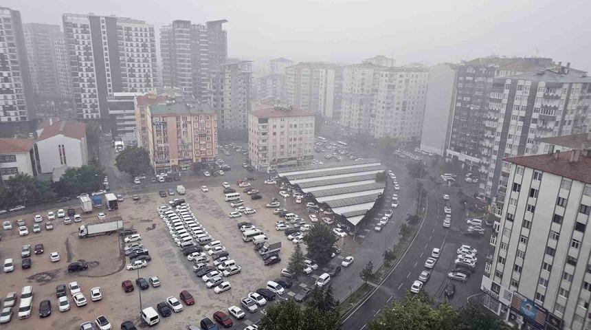 Kayseri&rsquo;yi sağanak yağış vurdu