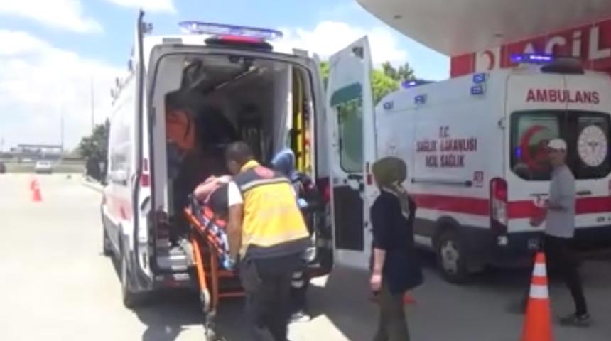 Konya&rsquo;da otomobil takla attı! 4 kişi yaralandı