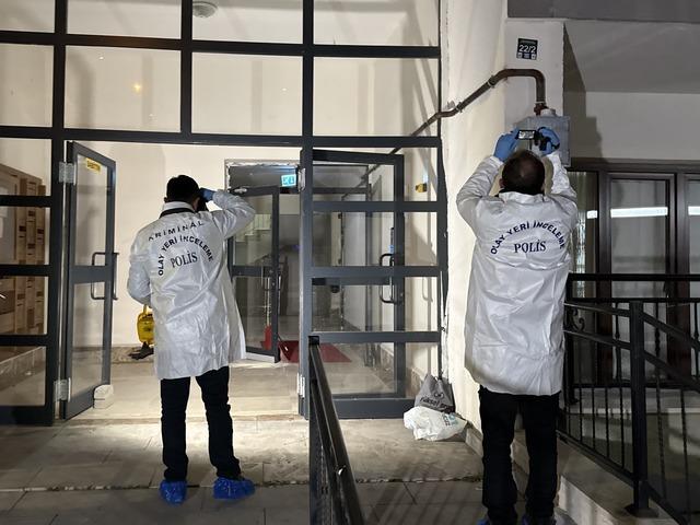 Erzurum da yangında ölen diyaliz hastası kadının cenazesi defnedildi 2
