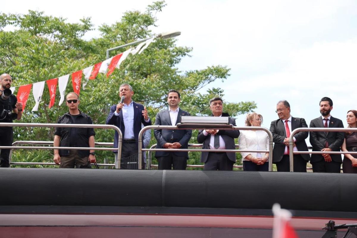 &Ouml;zg&uuml;r &Ouml;zel: "CHP nin se&ccedil;ilmiş genel başkanıyım, beni seven yarın sandığa gitsin" 2