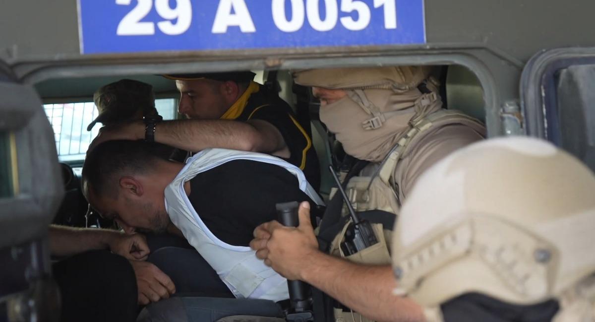 Eşini odunla döverek öldürmüştü! Kıskıvrak yakalandı: Günlerdir bakın nerede saklanmış 2