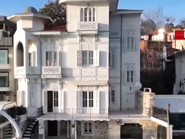 Satılık yalıda indirim: Fiyatı 5 milyon dolar d&uuml;şt&uuml;