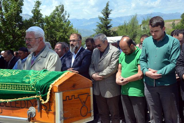 Anne ve kızı öldü, polis her yerde gri renkli otomobili arıyor (2)