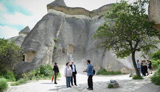 Yunan Bakan Kapadokya turunda
