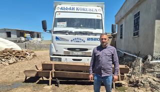 Kumru kamyonuna yuva yapınca, 1 aydır kontağını &ccedil;alıştırmıyor