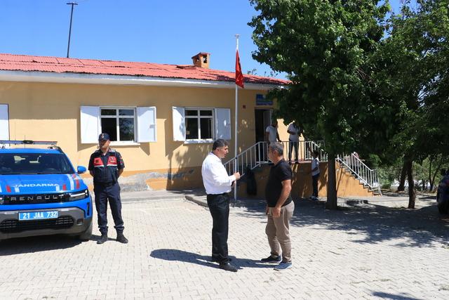 Narin in köyünde sandıklar kuruldu: Tek adaylı seçim! 8