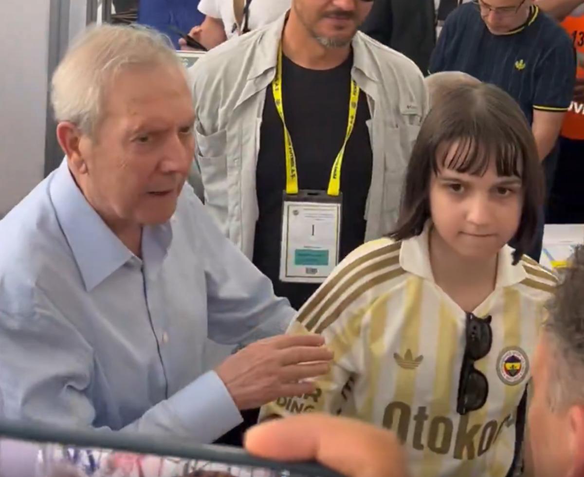 CANLI - Fenerbahçe sandık başında! Tarihi seçimde sandıklar kapandı, oy sayımına geçildi: Aziz Yıldırım mı? Hakan Safi mi? 5