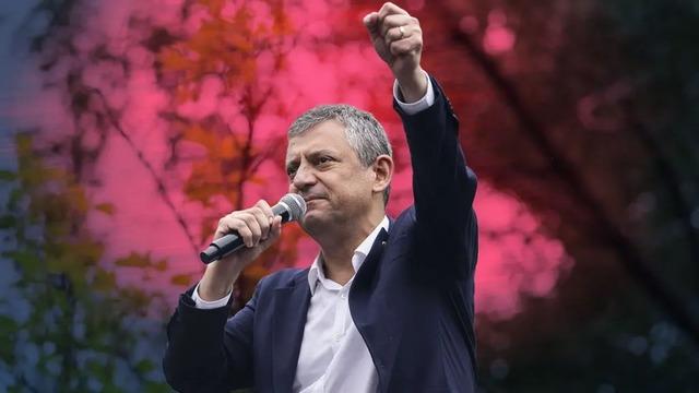 Özgür Özel hakkında çarpıcı iddia! 'Görevi iptal edilecek'