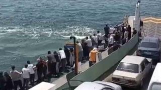 Feribottan denize düşen kişiye büfe çalışanından hayat kurtaran müdahale