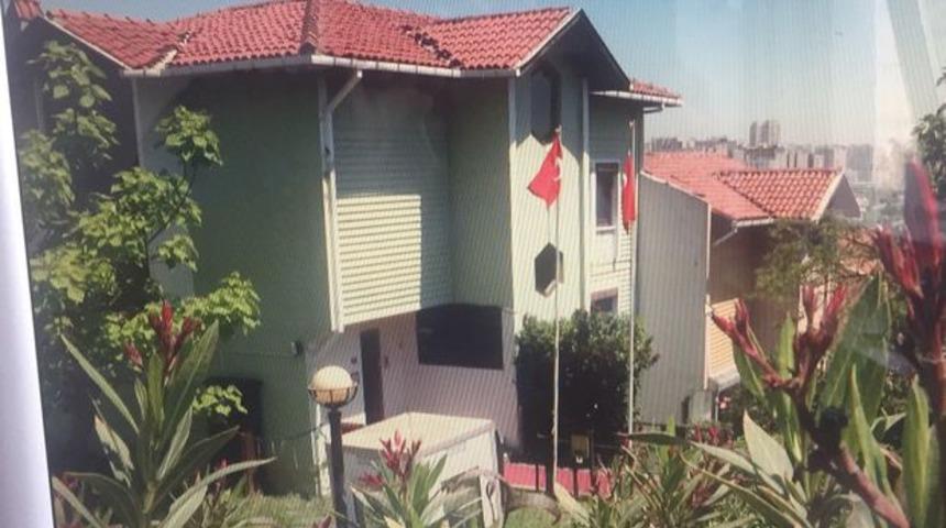 İstanbul'da lüks villada milyonluk vurgun! Soyguncu sevgili kayıplara karıştı!