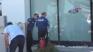 İstanbul'un ardından şimdi de Antalya... Otokoç galerisine silahlı saldırı