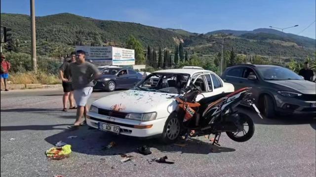 Yer: Aydın! Motosiklet otomobile ok gibi saplandı
