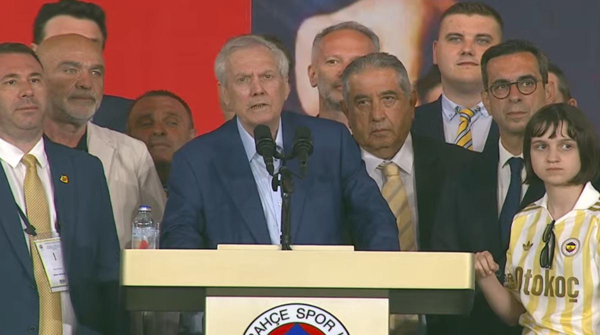 SON DAKİKA: Fenerbahçe yeni başkanını seçti! Sarı-Lacivertliler de seçimin kazananı Aziz Yıldırım oldu 3