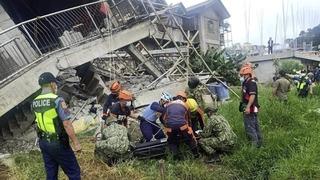 Filipinler'de 7,8 büyüklüğünde deprem! 1 metrelik dalgalar oluştu