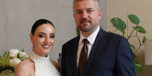 Belediye başkanı nişanlısı tutuklandı! Konserlerini...