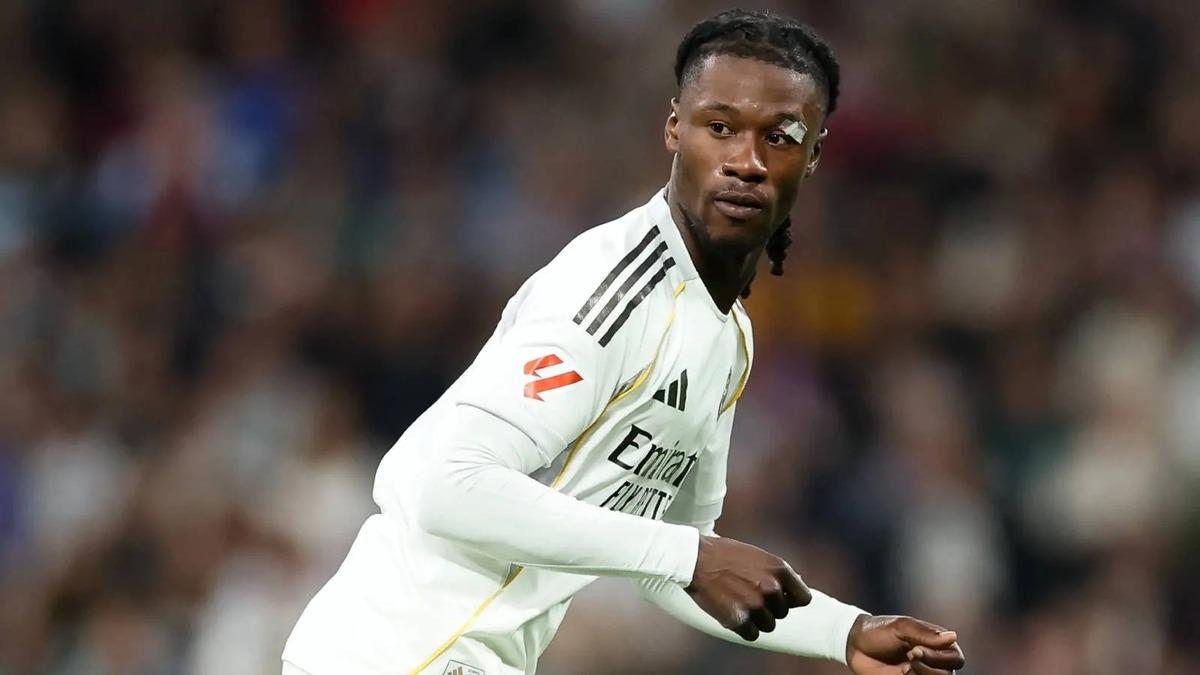 Mourinho üstünü çizdi! Galatasaray ın rüyası gerçek oluyor: Eduardo Camavinga 3