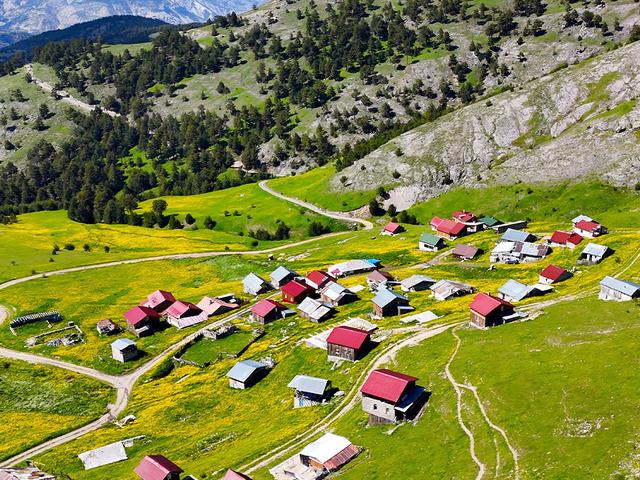 20 g&uuml;n boyunca zirveyi yaşıyor: Giden geri d&ouml;nmek istemiyor