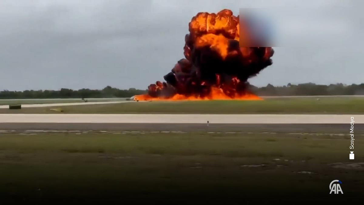 Canlı yayında alev topuna döndü: İki pilot hayatını kaybetti! Dehşet anları kamerada 3