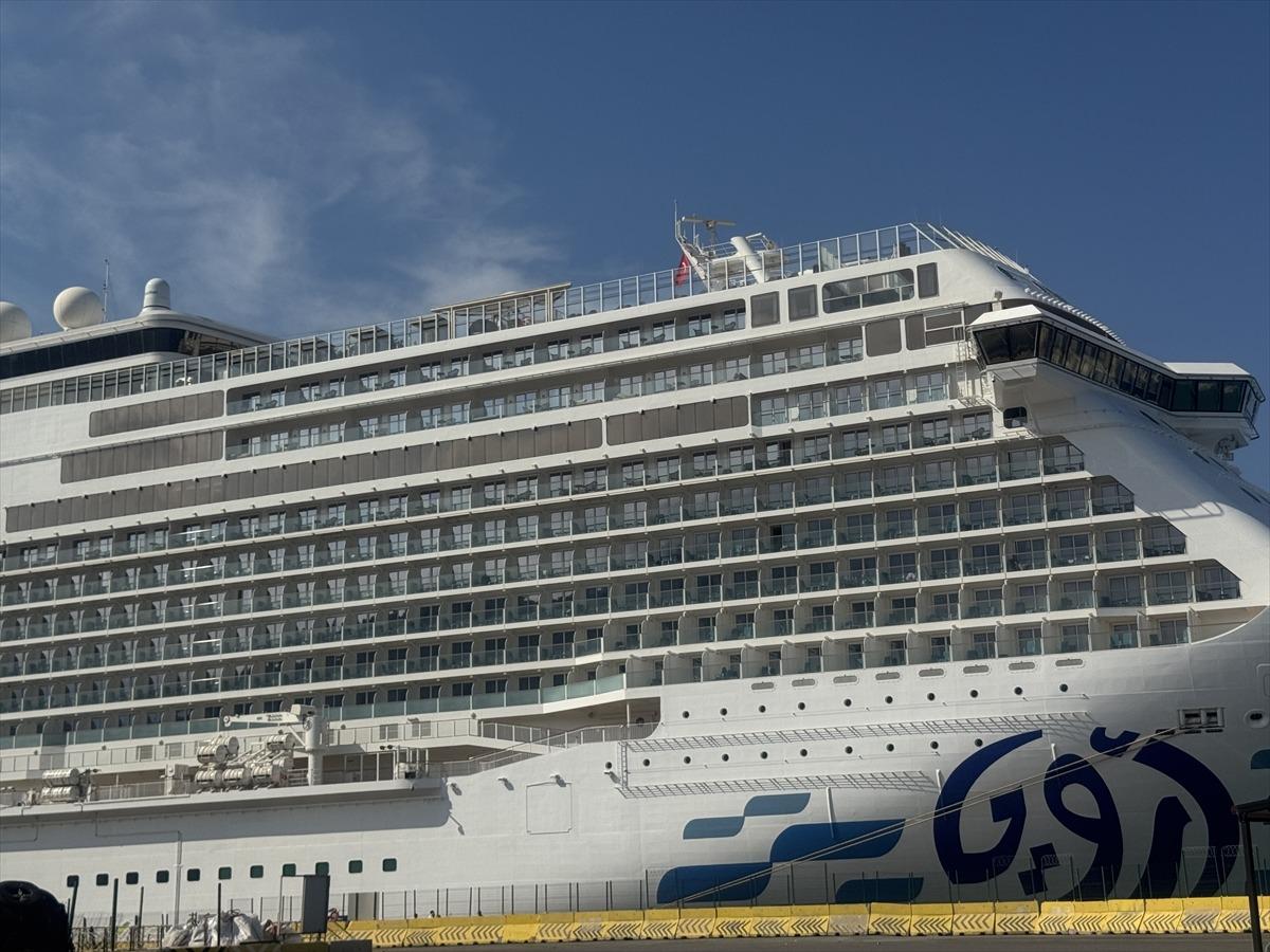 Antalya Limanı nda kruvaziyer trafiği hareketlendi 1