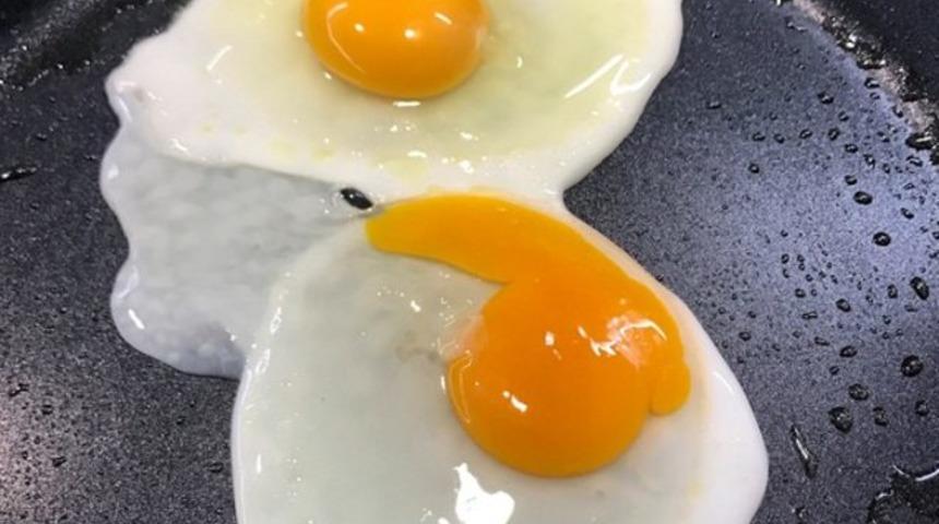 &Ccedil;iğ mi pişmiş mi? Hangisi daha faydalı a&ccedil;ıklıyoruz