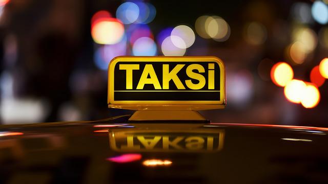 Taksilerde yeni dönem başladı: Müşteri için uygulama devrede