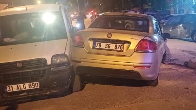 Karabük’te 5 aracın karıştığı zincirleme kazada 2 kişi yaralandı