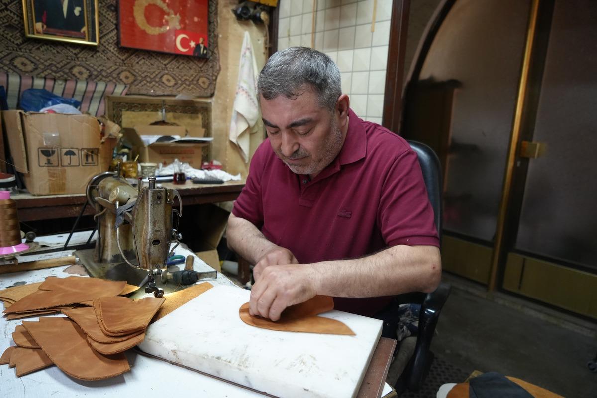 Tek başına &uuml;retiyor: Sattığı &uuml;lkeleri saya saya bitiremedi 2